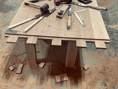 The Anne Table
