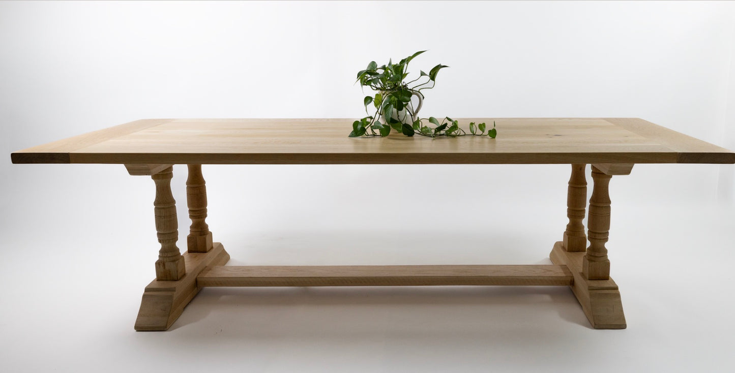The Anne Table