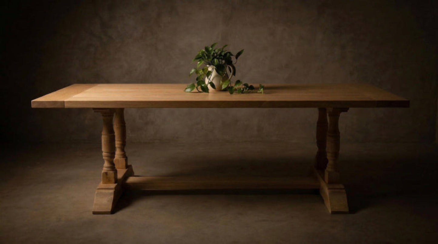 The Anne Table